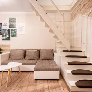 Zensen Nest Budapest