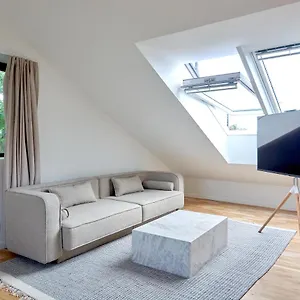 Cozy And Bright With Private Car Park Copenhague