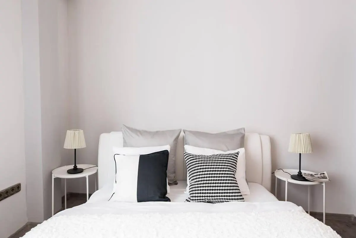 Ultra Central Large Home With Ac And Balcony Budapest Apartamento